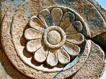 achaemenid_lotus10.gif