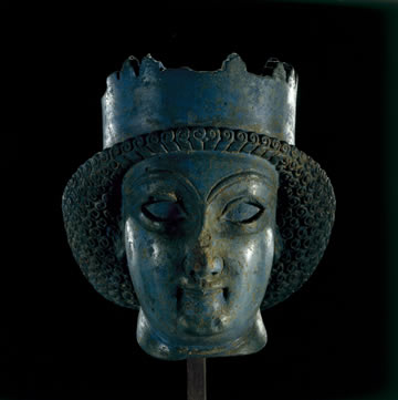 Achaemenid_head_of_Persian_princess