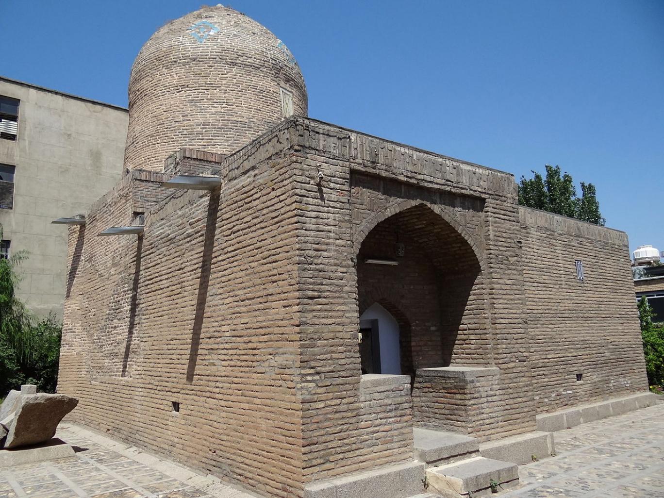 allegd_ester_and_mordechai_tomb_hamadan_iran